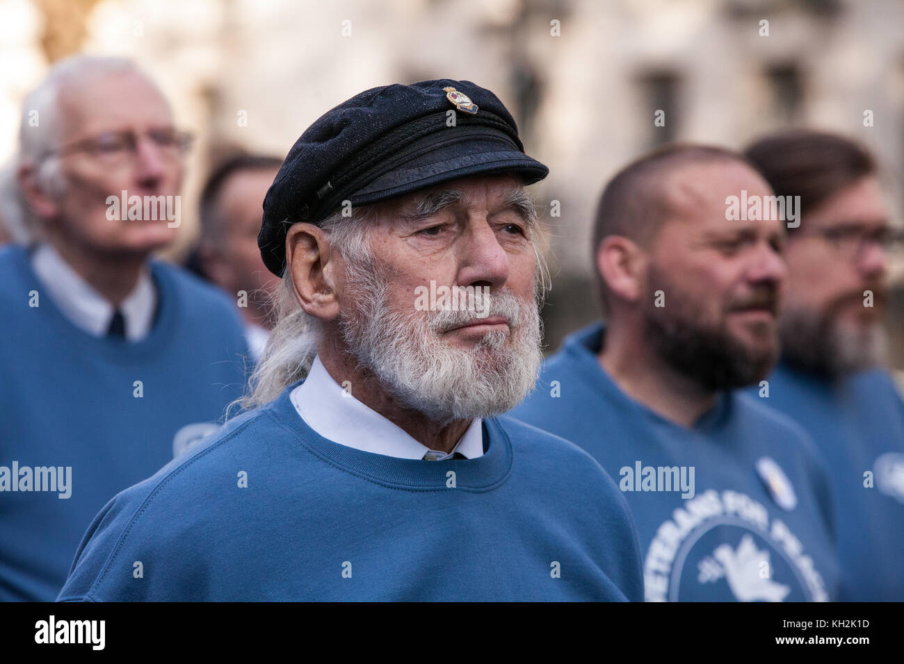 London, UK. 12th November, 2017. Jim Radford, D-Day veteran, folk singer and peace campaigner, prepares to walk to the Cenotaph with ex-services men and women from Veterans For Peace UK (VFP UK) on Remembrance Sunday. VFP UK was founded in 2011 and works to influence the foreign and defence policy of the UK for the larger purpose of world peace. Credit: Mark Kerrison/Alamy Live News Stock Photo