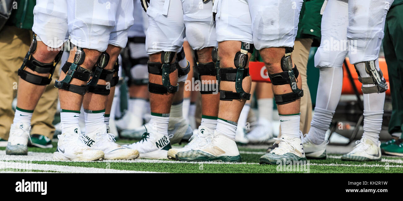 Leg brace hires stock photography and images Alamy
