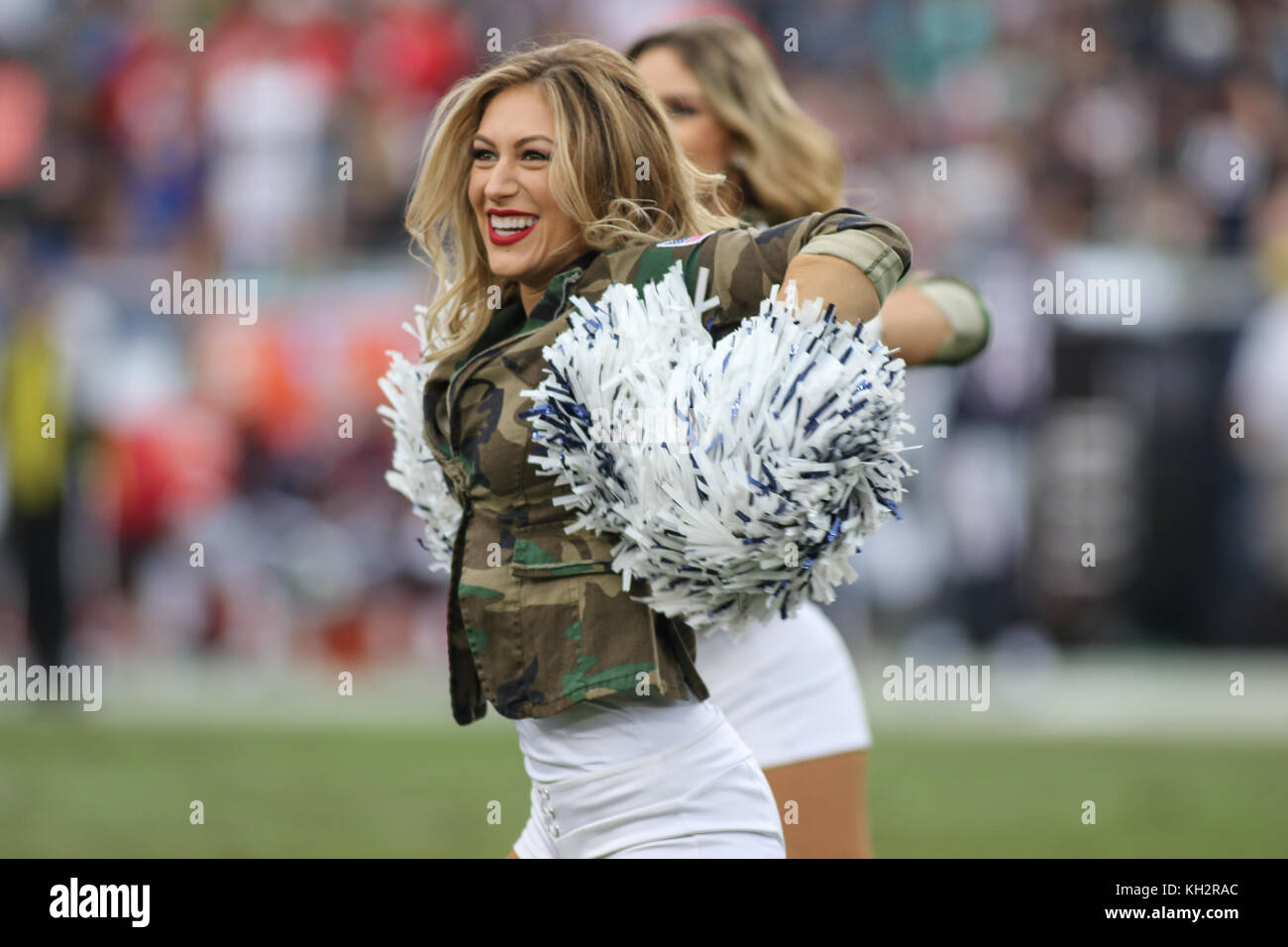 Los Angeles, CA, USA. 12th Nov, 2017. Los Angeles Rams Cheerleaders performing at the NFL Houston Texan vs Los Angeles Rams at the Los Angeles Memorial Coliseum in Los Angeles, Ca on November 12, 2017. (Absolute Complete Photographer & Company Credit: Jevone Moore/Cal Sport Media (Network Television please contact your Sales Representative for Television usage. Credit: csm/Alamy Live News Stock Photo