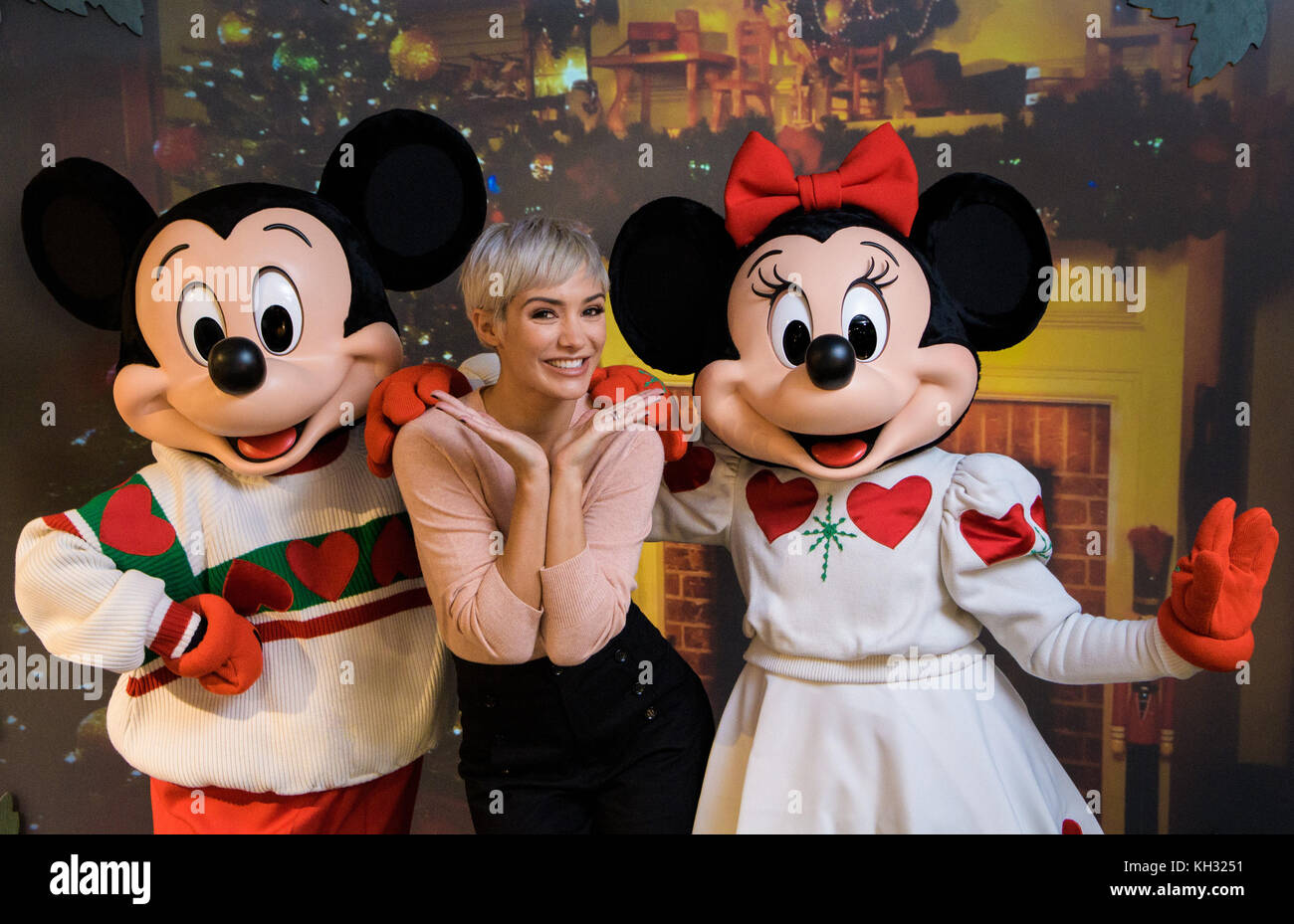 EDITORIAL USE ONLY Frankie Bridge launches the Disney Store' 'Gift Magic' Christmas campaign, at the Disney Store on Oxford Street, central London. Stock Photo