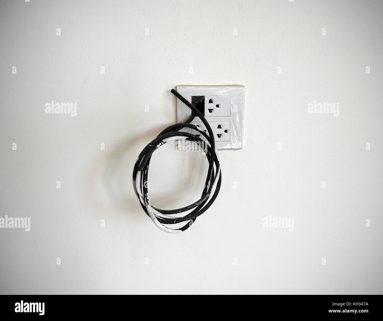 Southeast Asia power outlet and air conditioner electrical outlet