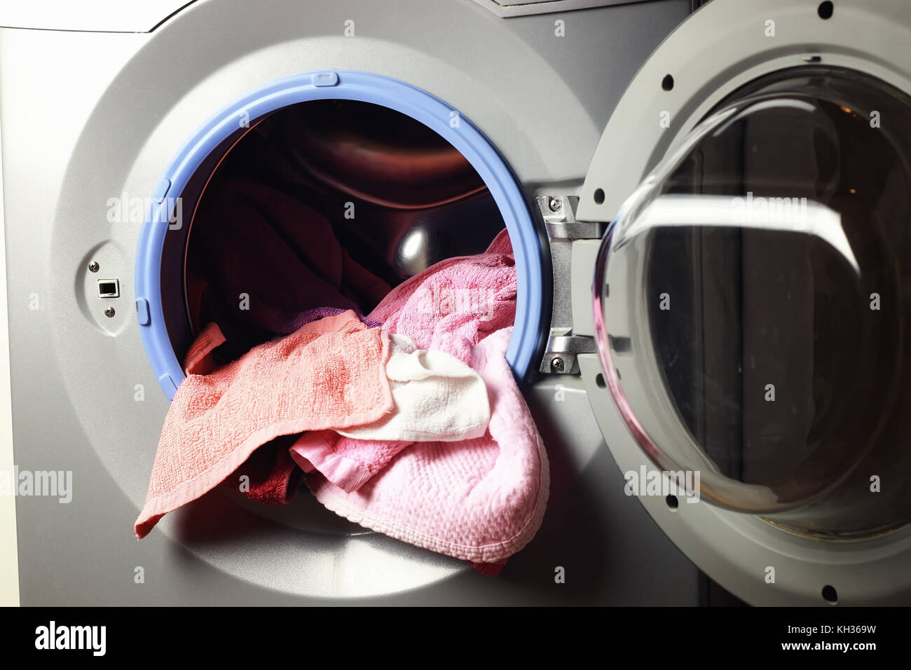 machine Washer hand put Stock Photo Alamy