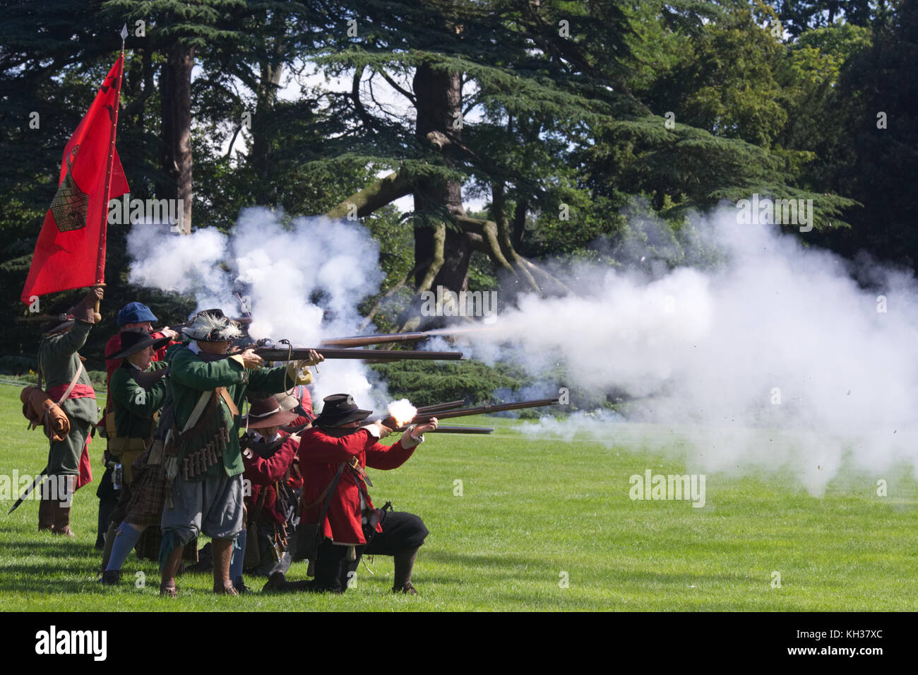 reenactment of the English Civil war between the Parliamentarians and the Royalists Stock Photo