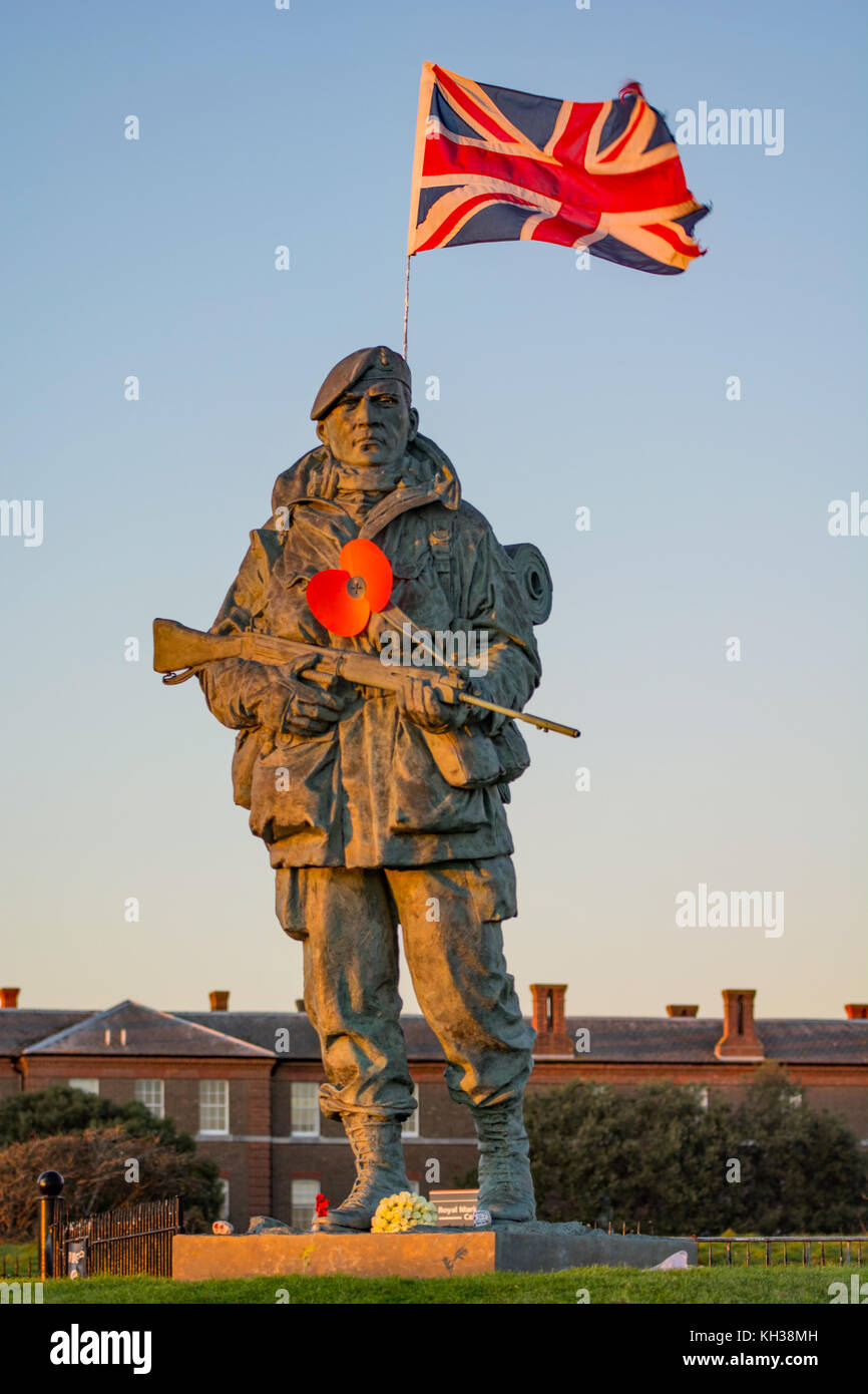 Royal Marine 'Yomper' statue at the former Royal Marines Barracks, Eastney, Portsmouth, UK. Seen on Remembrance Sunday, the 12th November 2017. Stock Photo