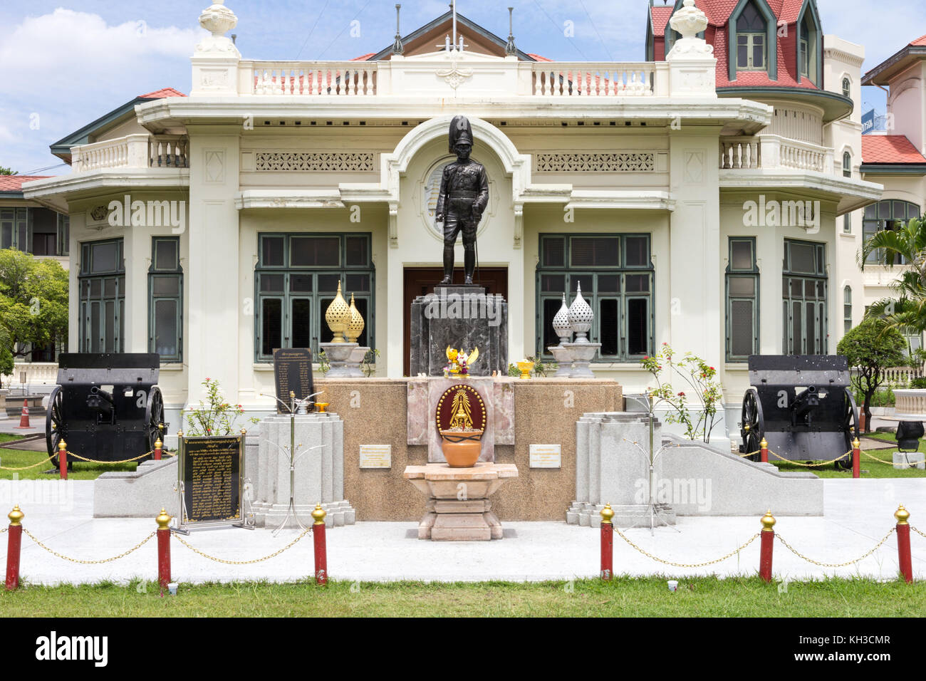 Statue of King Rama VI, Royal Phaya Thai Palace, Bangkok, Thailand Stock Photo