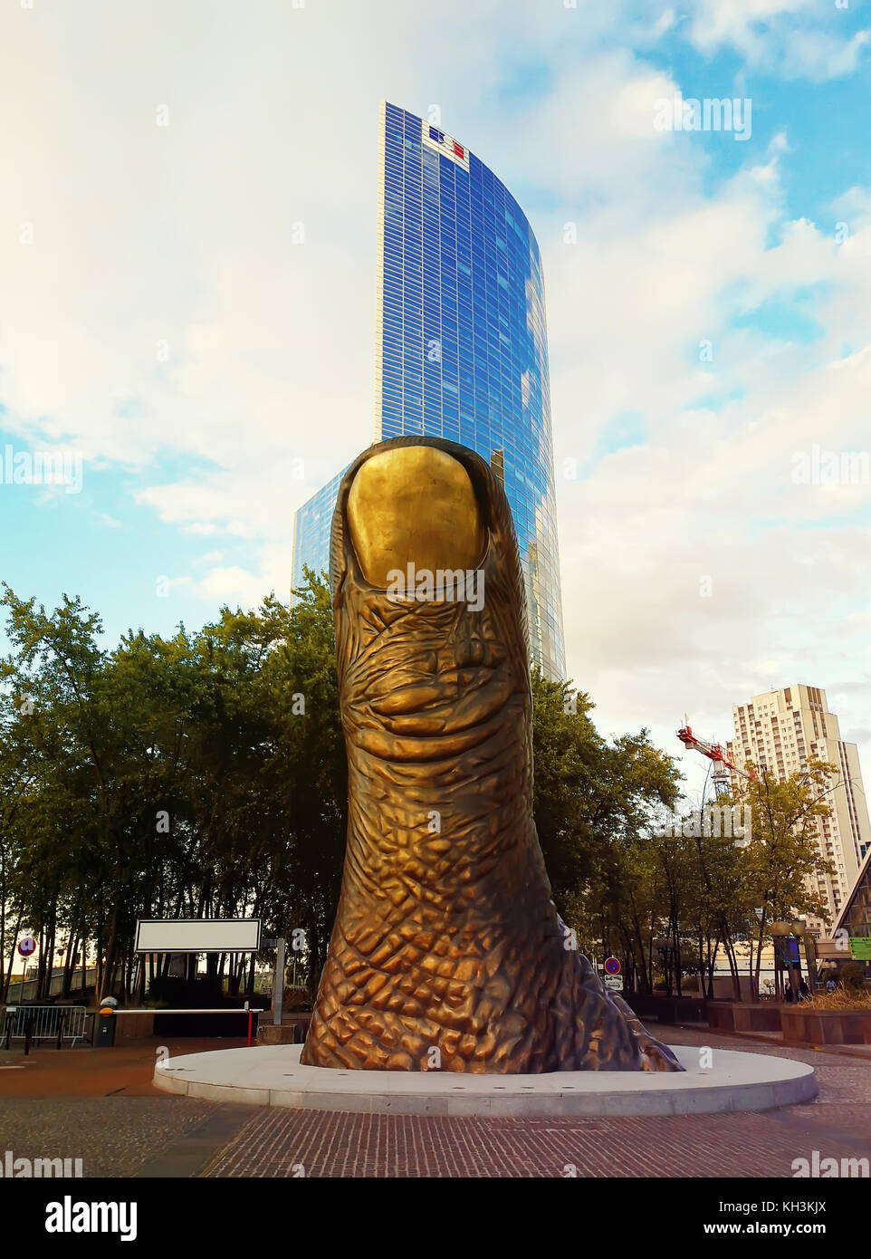 Giant thumb monument to the finger near the shopping center La Defense,  Paris, France Stock Photo - Alamy