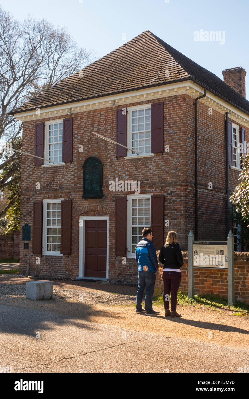 old custom house Yorktown Virginia Stock Photo Alamy