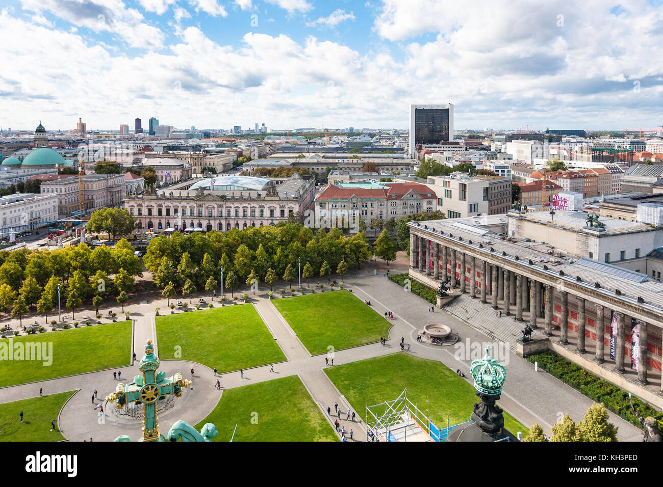 BERLIN, GERMANY - SEPTEMBER 13, 2017: above view of Lustgarten park ( Pleasure Garden) and Altes (Old) Museum at Museum Island in Berlin city from Ber Stock Photo