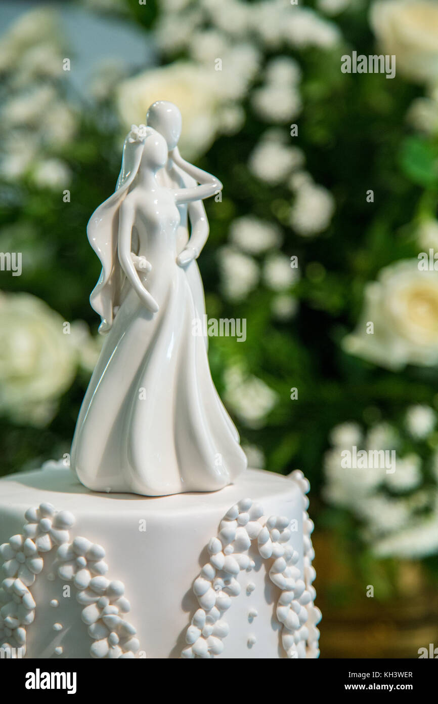 wedding cake ornament Stock Photo Alamy