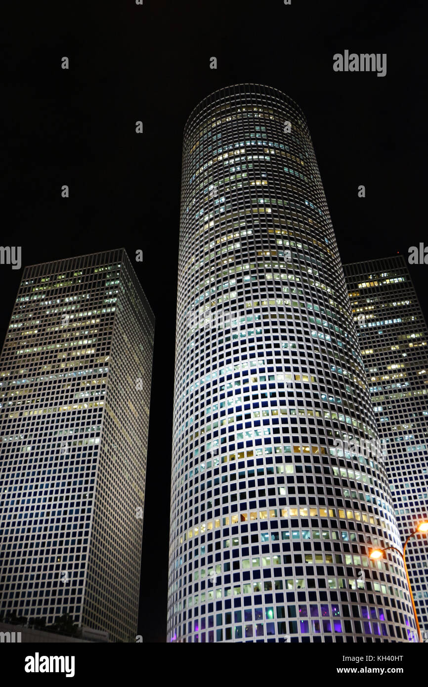 Azrieli tower in construction hi-res stock photography and images - Alamy