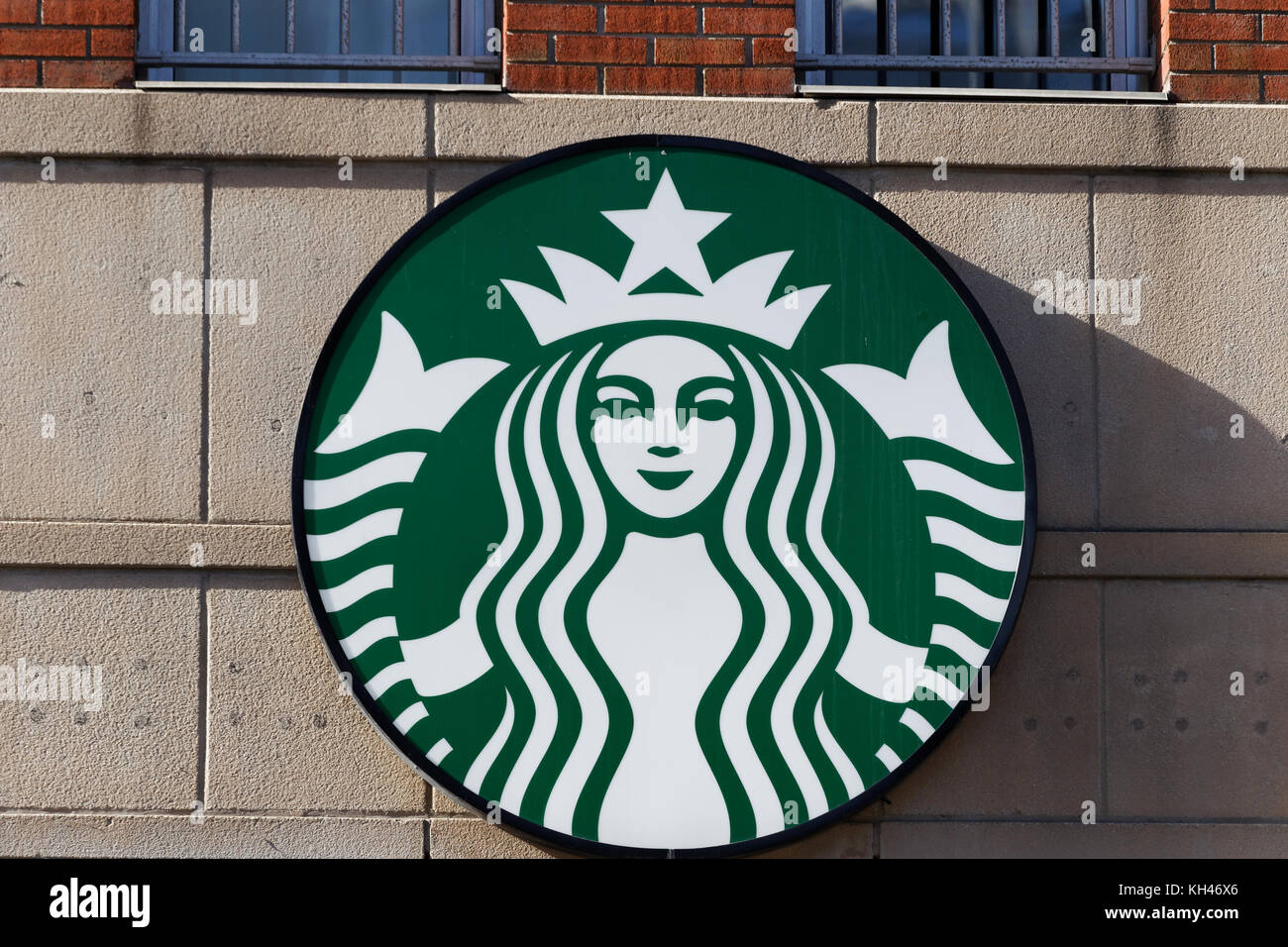 Starbucks coffee company hires stock photography and images Alamy
