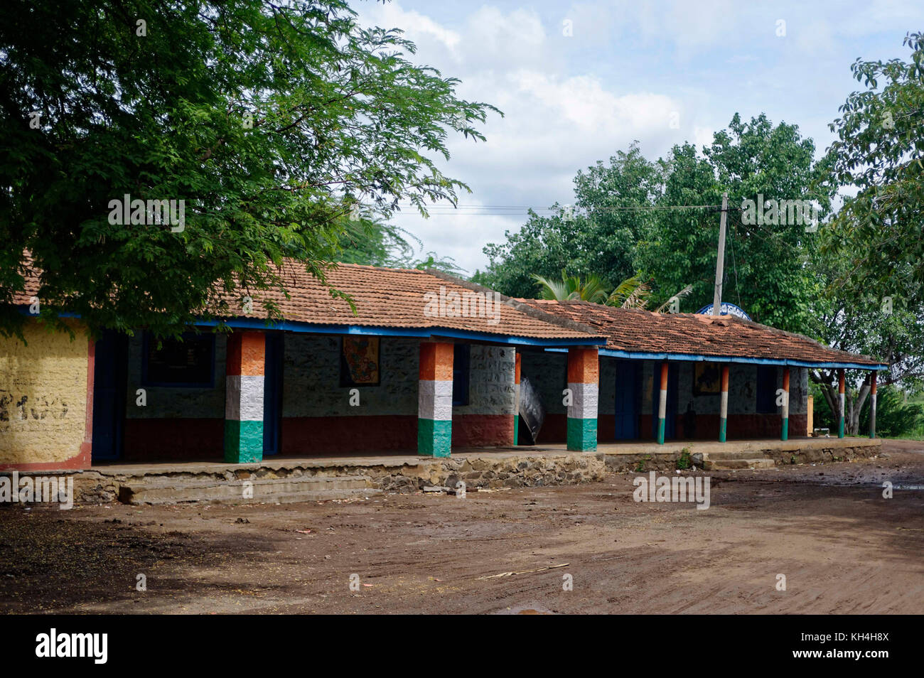 Old school building avarkhod belagavi karnataka india asia stp