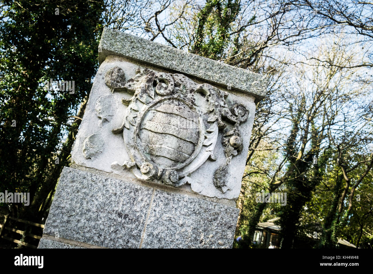 The Basset Family Crest on a pillar at the entrance to Tehidy Country Park in Cornwall UK Stock Photo