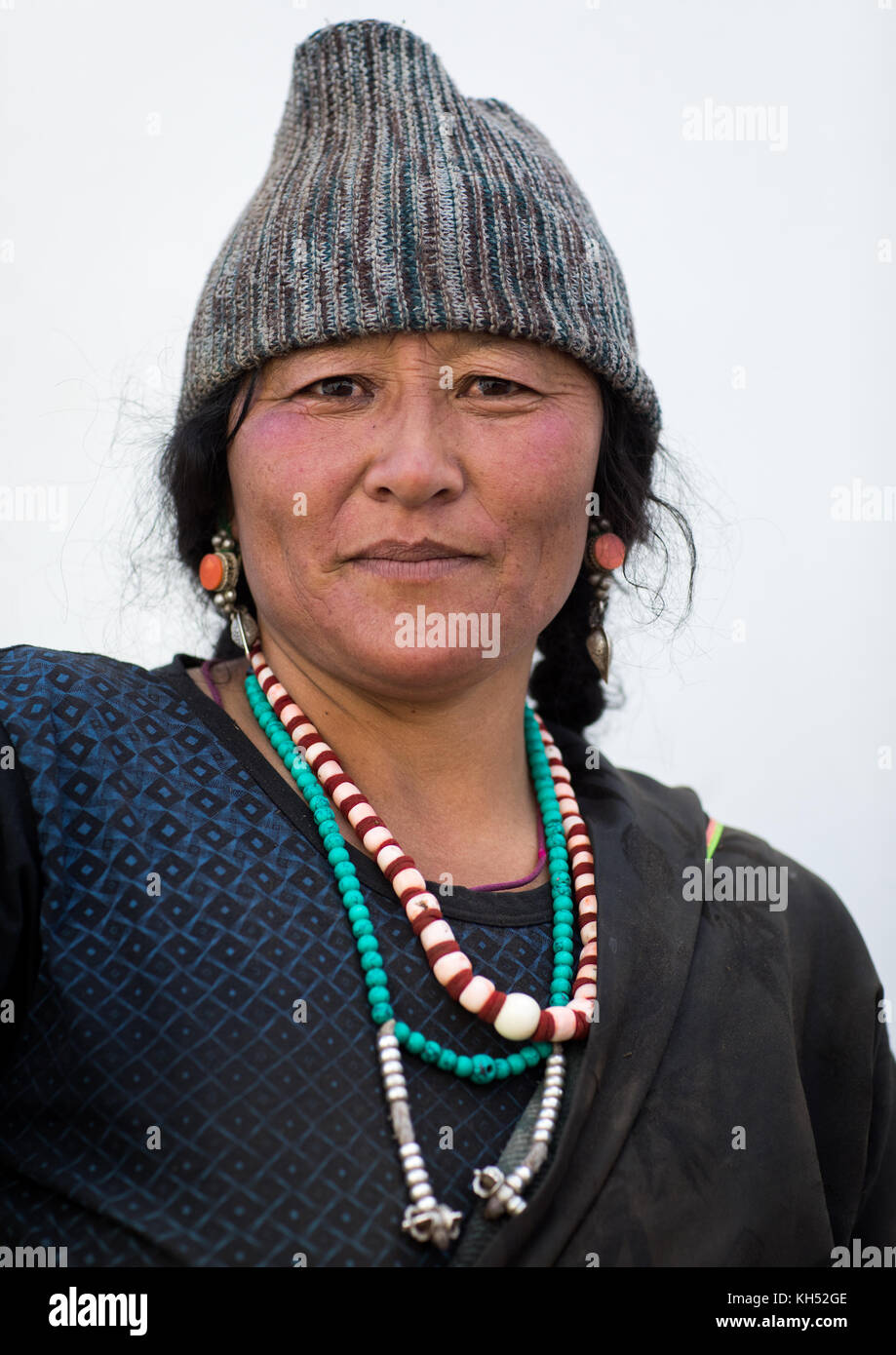 Portrait of a tibetan woman, Qinghai province, Tsekhog, China Stock Photo