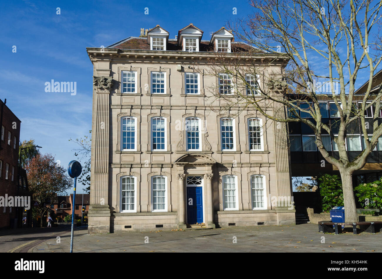 Tall stone Georgian building in Market Place, Warwick, Warwickshire, UK Stock Photo