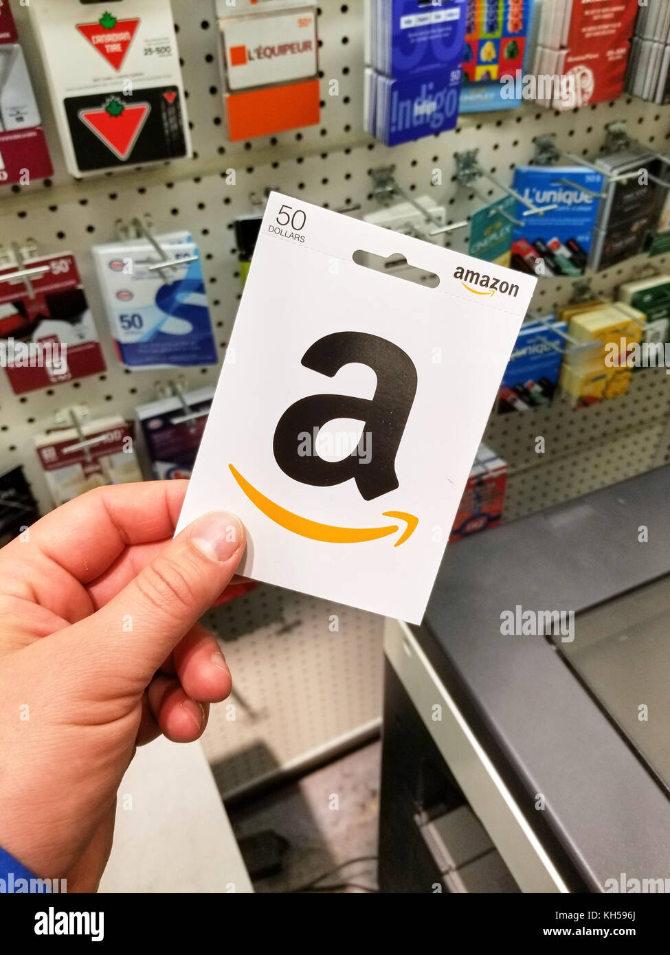 Amazon Gift Card High Resolution Stock Photography and Images - Alamy