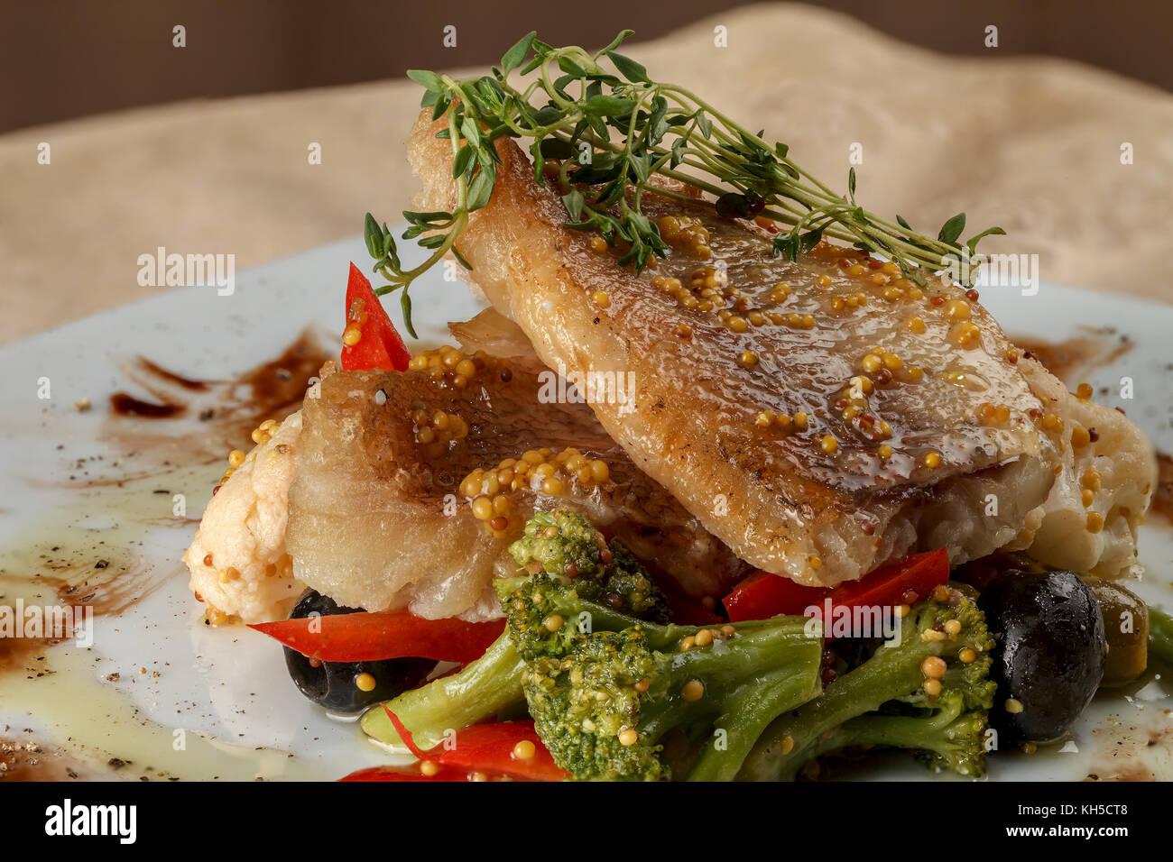 Lemonwedge hires stock photography and images Alamy