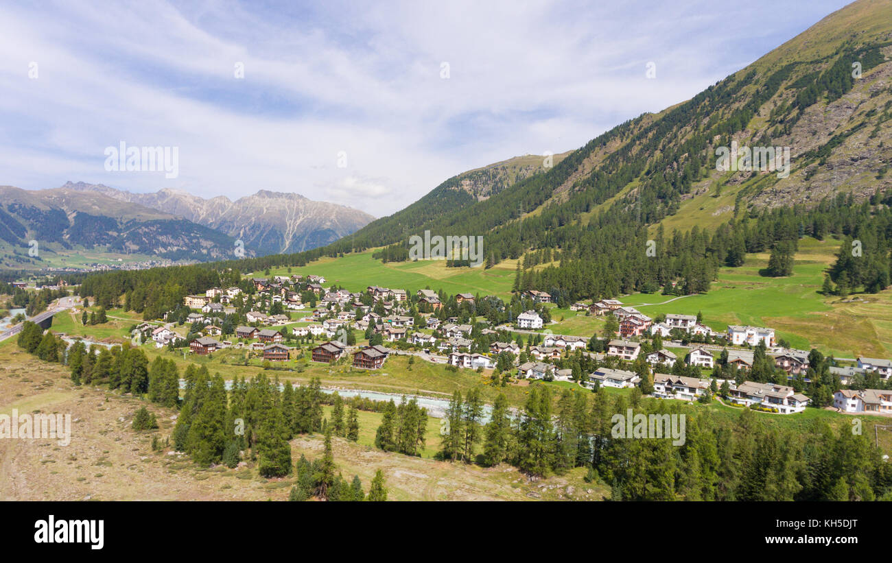 Tipical village in the Swiss Alps, Engadin Stock Photo