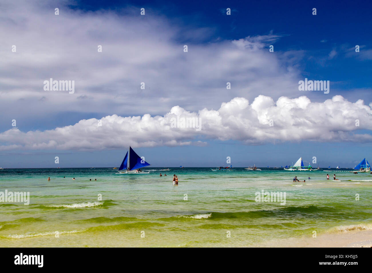 Boracay island outrigger hi-res stock photography and images - Alamy