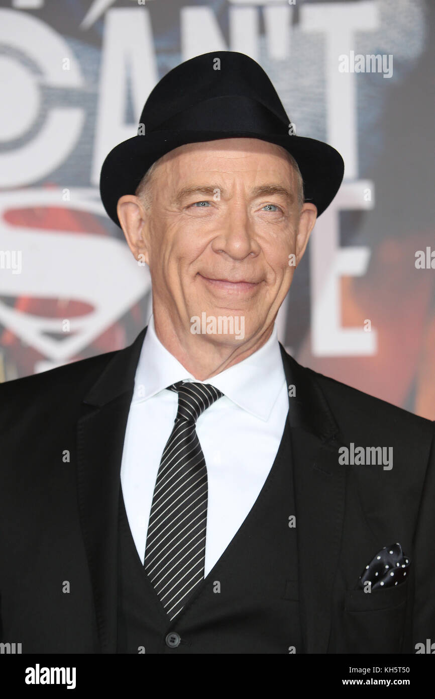 Los Angeles, Ca, USA. 13th Nov, 2017. J.K. Simmons at the Justice ...