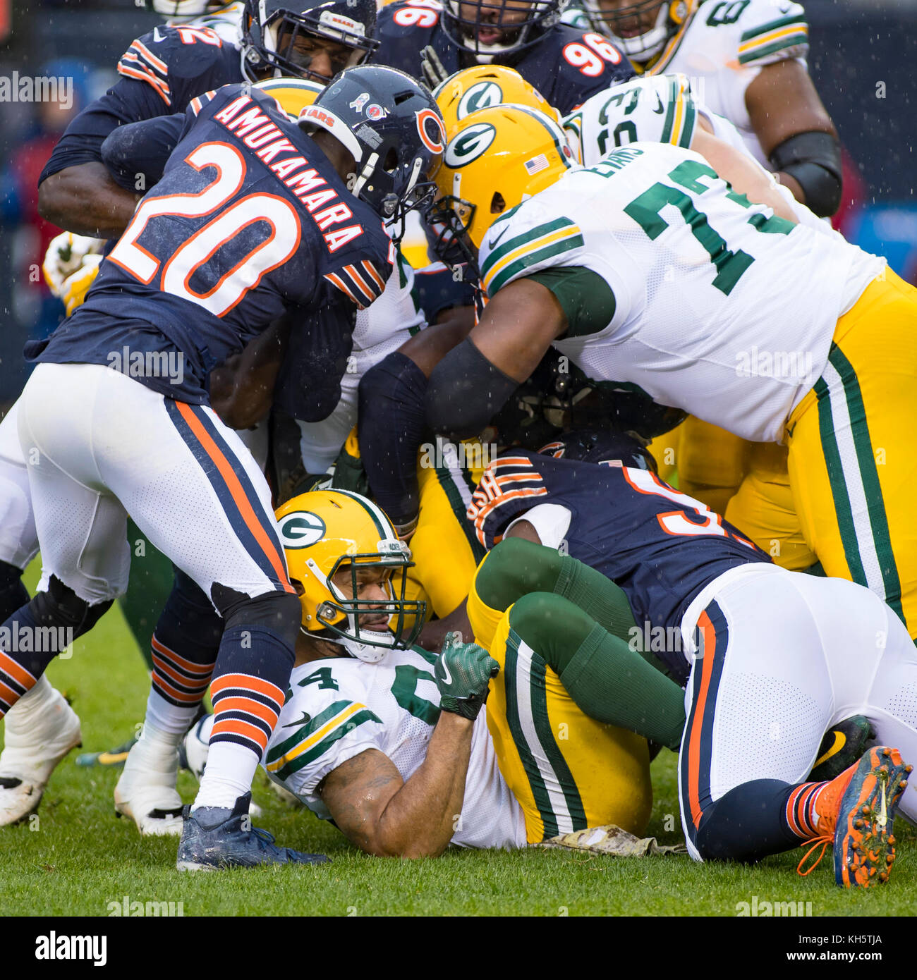 Chicago, Illinois, USA. 12th Nov, 2017. - Packers #84 Lance Kendricks finds himself at the bottom of the pile during the NFL Game between the Green Bay Packers and Chicago Bears at Soldier Field in Chicago, IL. Photographer: Mike Wulf Credit: csm/Alamy Live News Stock Photo