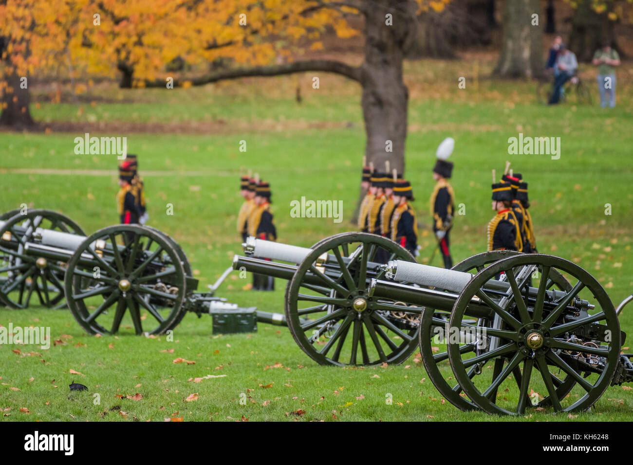 London, UK. 14th Nov, 2017. The gun carriage horses are led away and