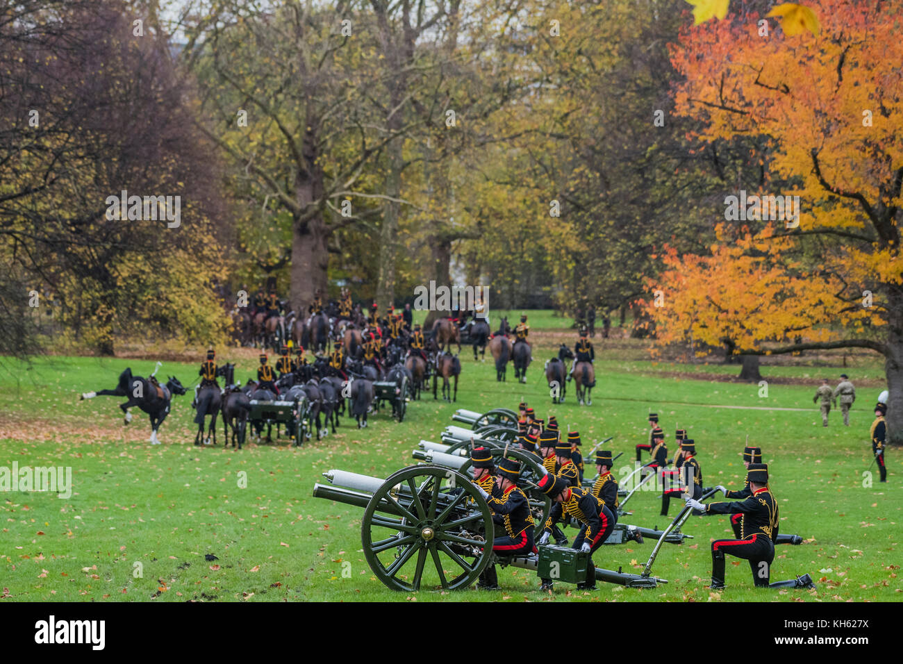 Ceremonial gun carriage hires stock photography and images Alamy