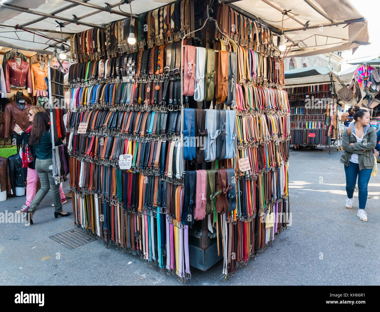 Market florence bags hi-res stock photography and images - Alamy