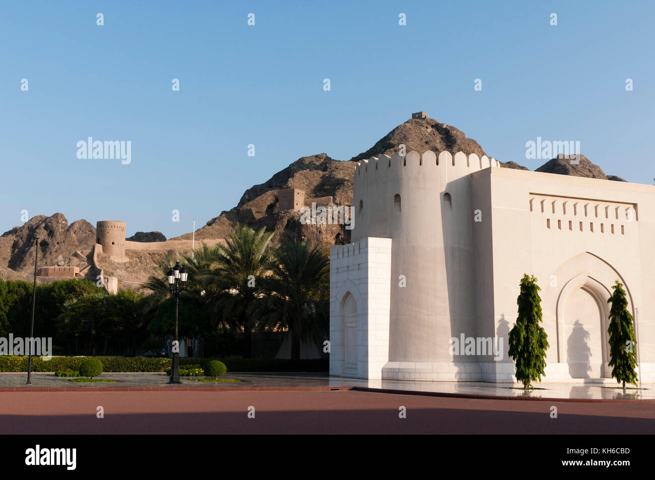 Muscat oman architecture hi-res stock photography and images - Alamy