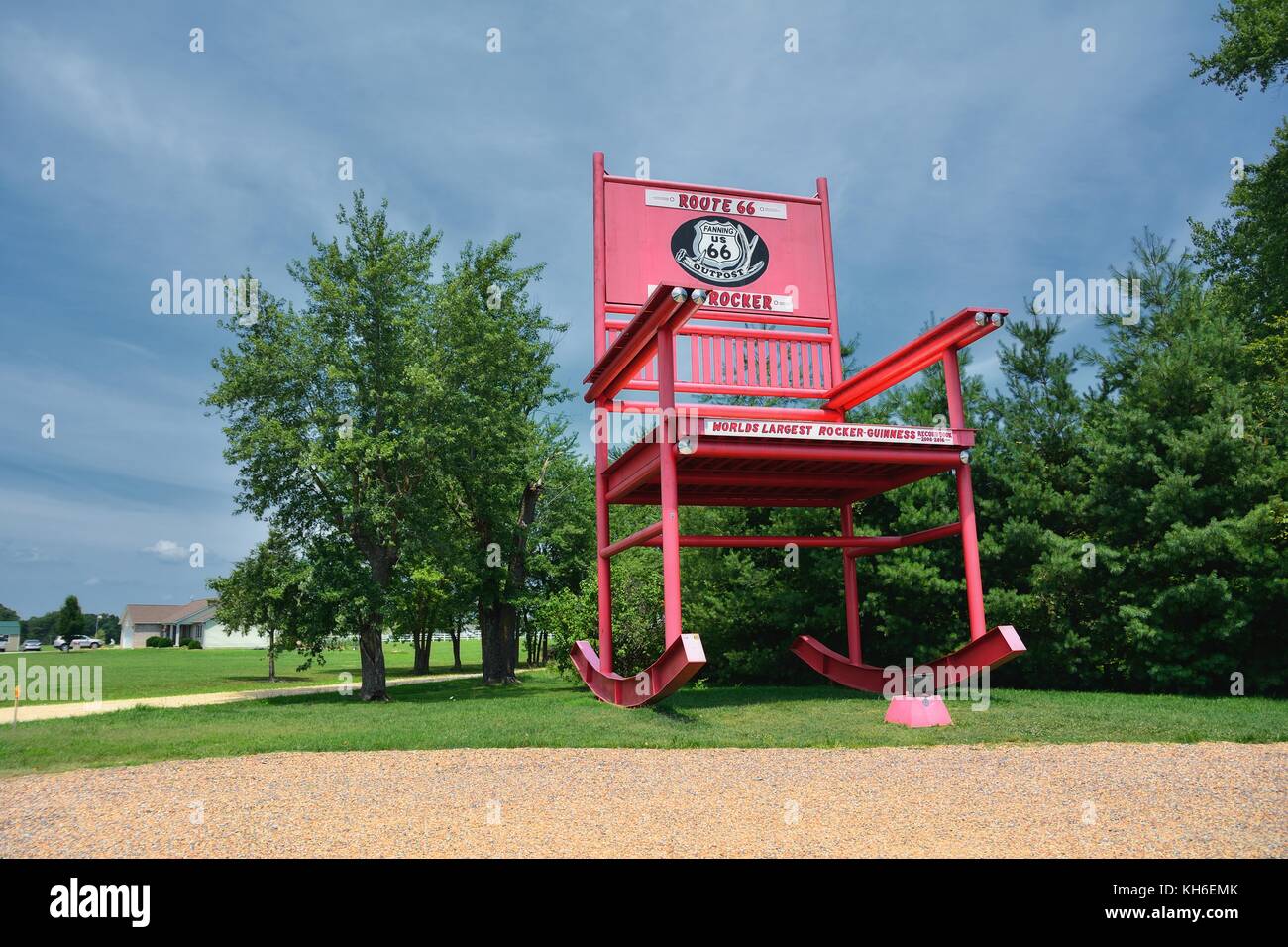 Fanning, Missouri - July 18 2017: The giant Rocking Chair of the Fanning outpost general store on the Route 66. Stock Photo
