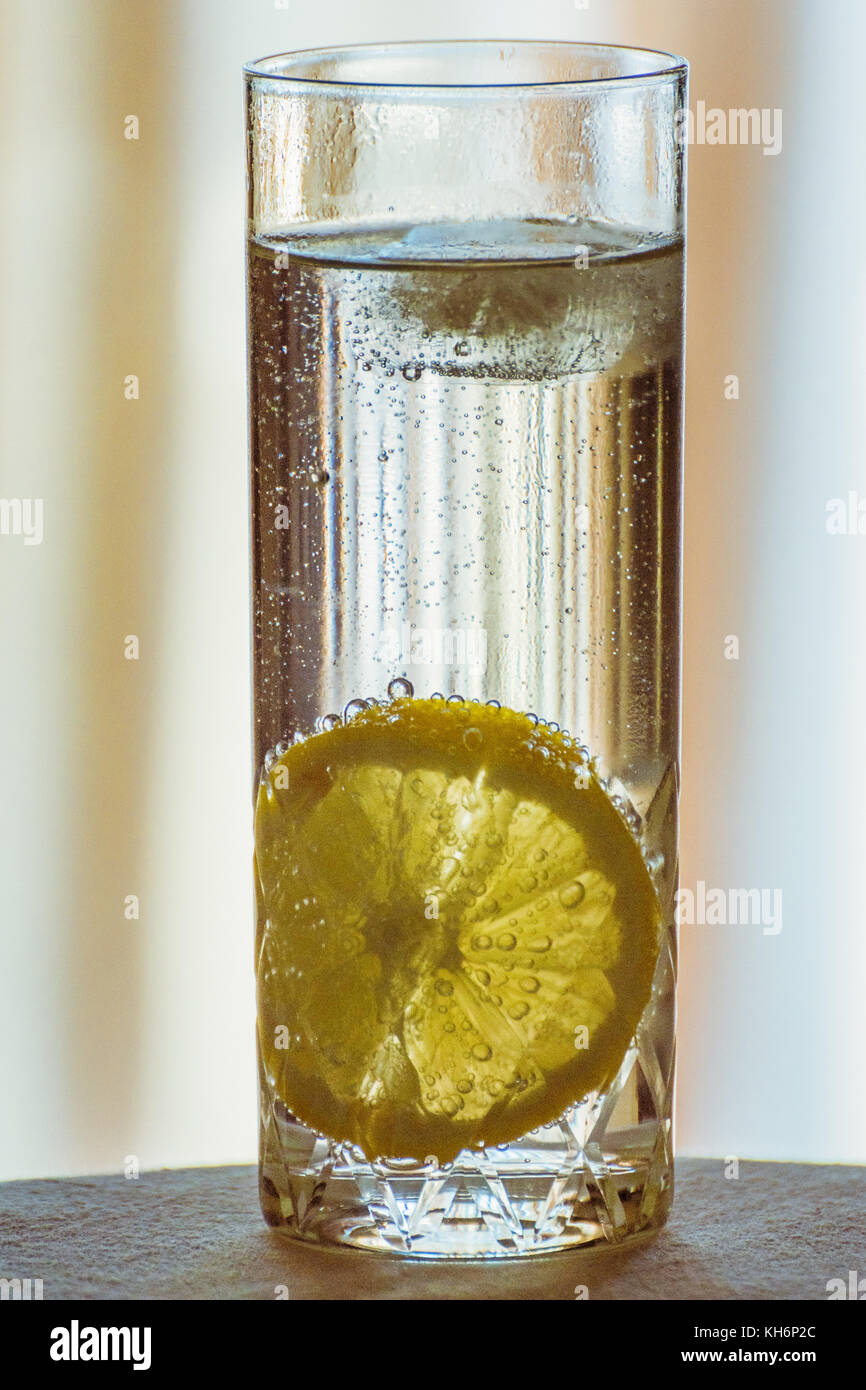 Lemon tonic water Stock Photo Alamy