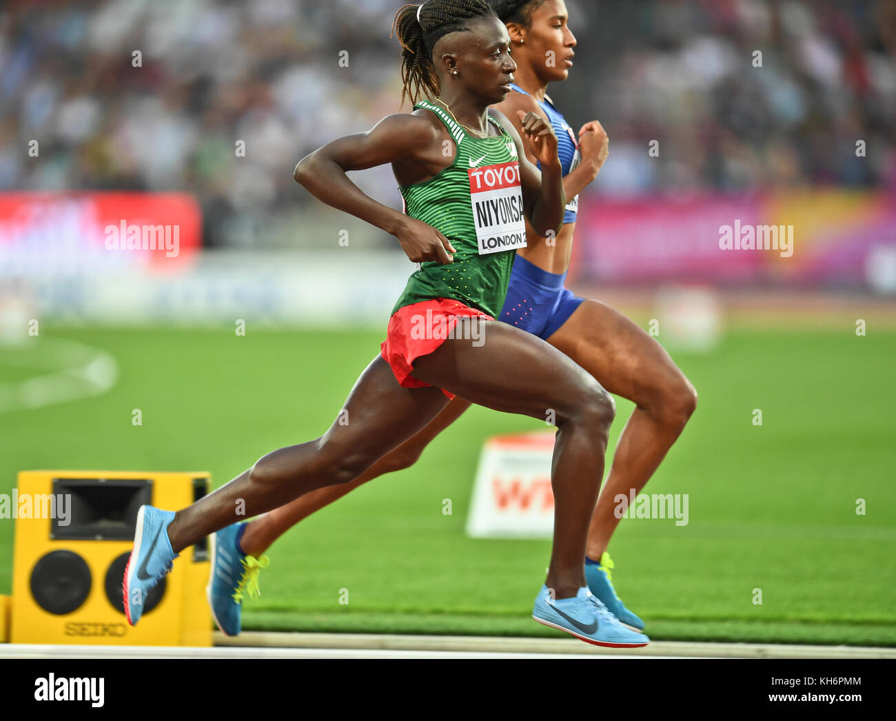 Ajee Wilson (USA, Bronze Medal), Francine Niyonsaba (Burundi, Silver Medal). 800 metres women Final. IAAF World Athletics Championships London 2017 Stock Photo