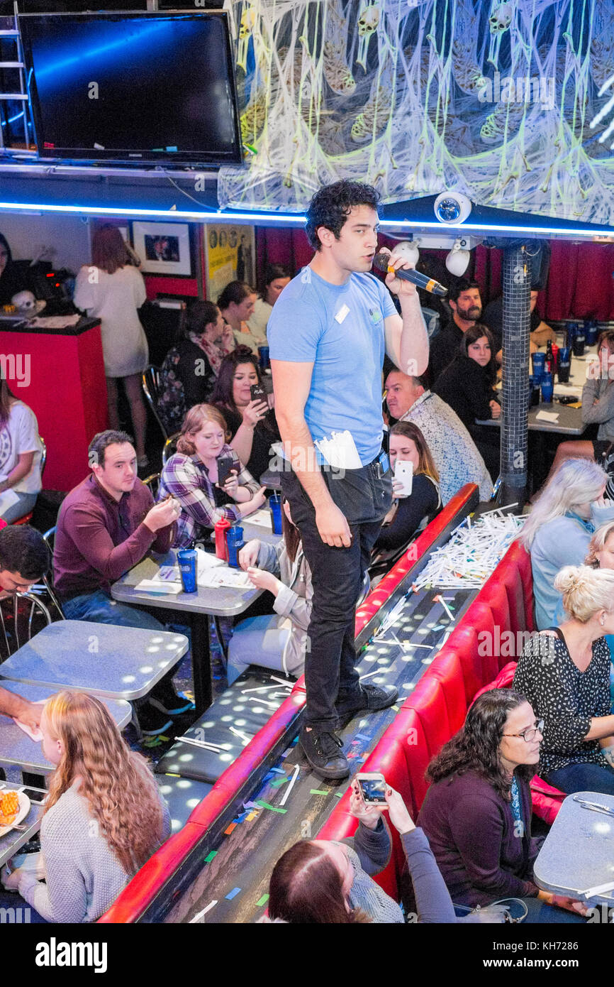 Ellen's Stardust Diner, famous for its singing waiting staff, Broadway ...