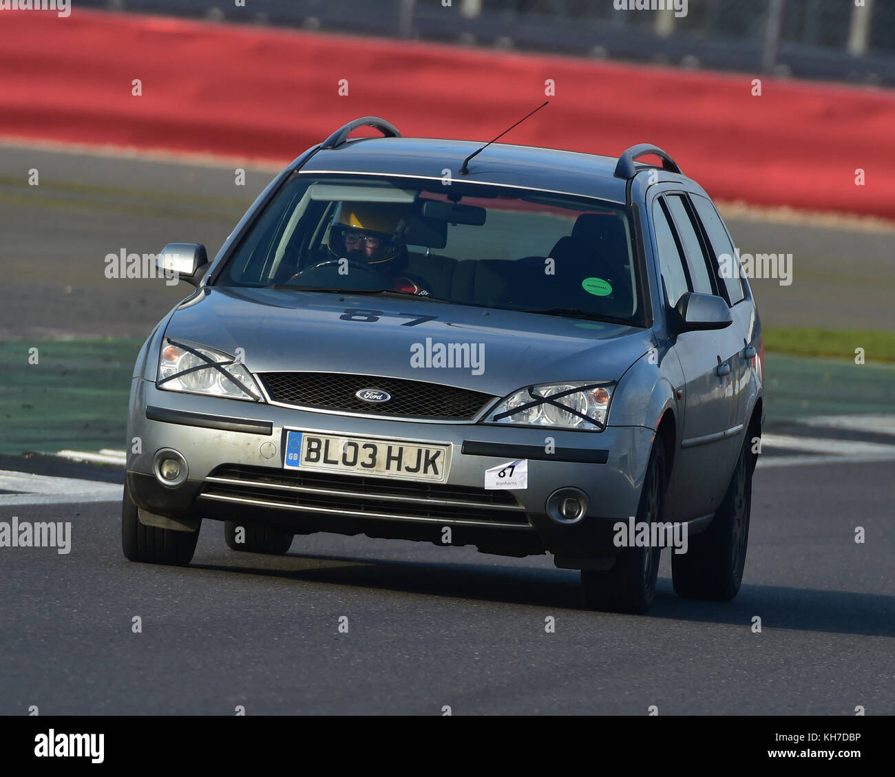 Ford mondeo zetec estate hi-res stock photography and images - Alamy