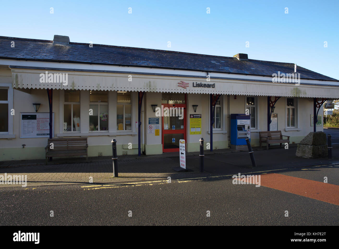 Liskeard Train station in Liskeard Cornwall Stock Photo Alamy