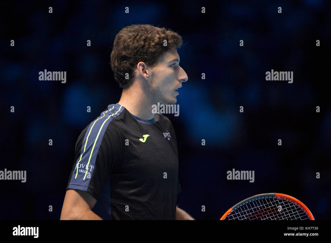 O2, London, UK. 15 November, 2017. Day 4 of the Nitto ATP Finals, evening singles match, Pablo Carreno Busta (ESP) vs Dominic Thiem (AUT). Busta’s first match as a stand-in for Rafael Nadal who pulled out of the tournament on 13 November through injury. Thiem is match winner 6-3 3-6 6-4. Credit: Malcolm Park/Alamy Live News. Stock Photo