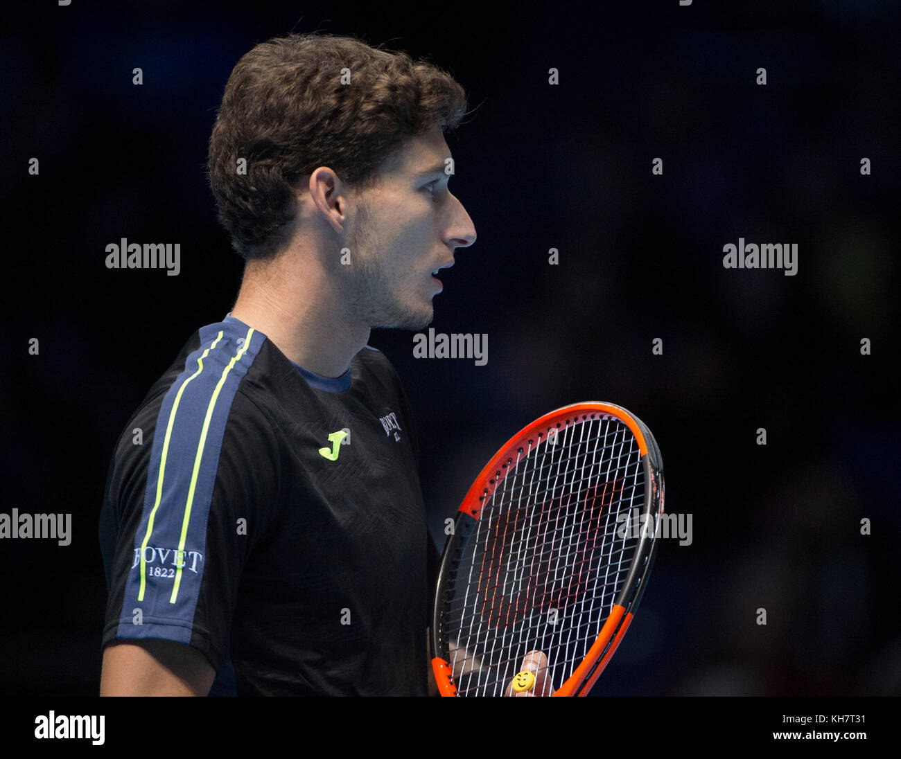 O2, London, UK. 15 November, 2017. Day 4 of the Nitto ATP Finals, evening singles match, Pablo Carreno Busta (ESP) vs Dominic Thiem (AUT). Busta’s first match as a stand-in for Rafael Nadal who pulled out of the tournament on 13 November through injury. Thiem is match winner 6-3 3-6 6-4. Credit: Malcolm Park/Alamy Live News. Stock Photo