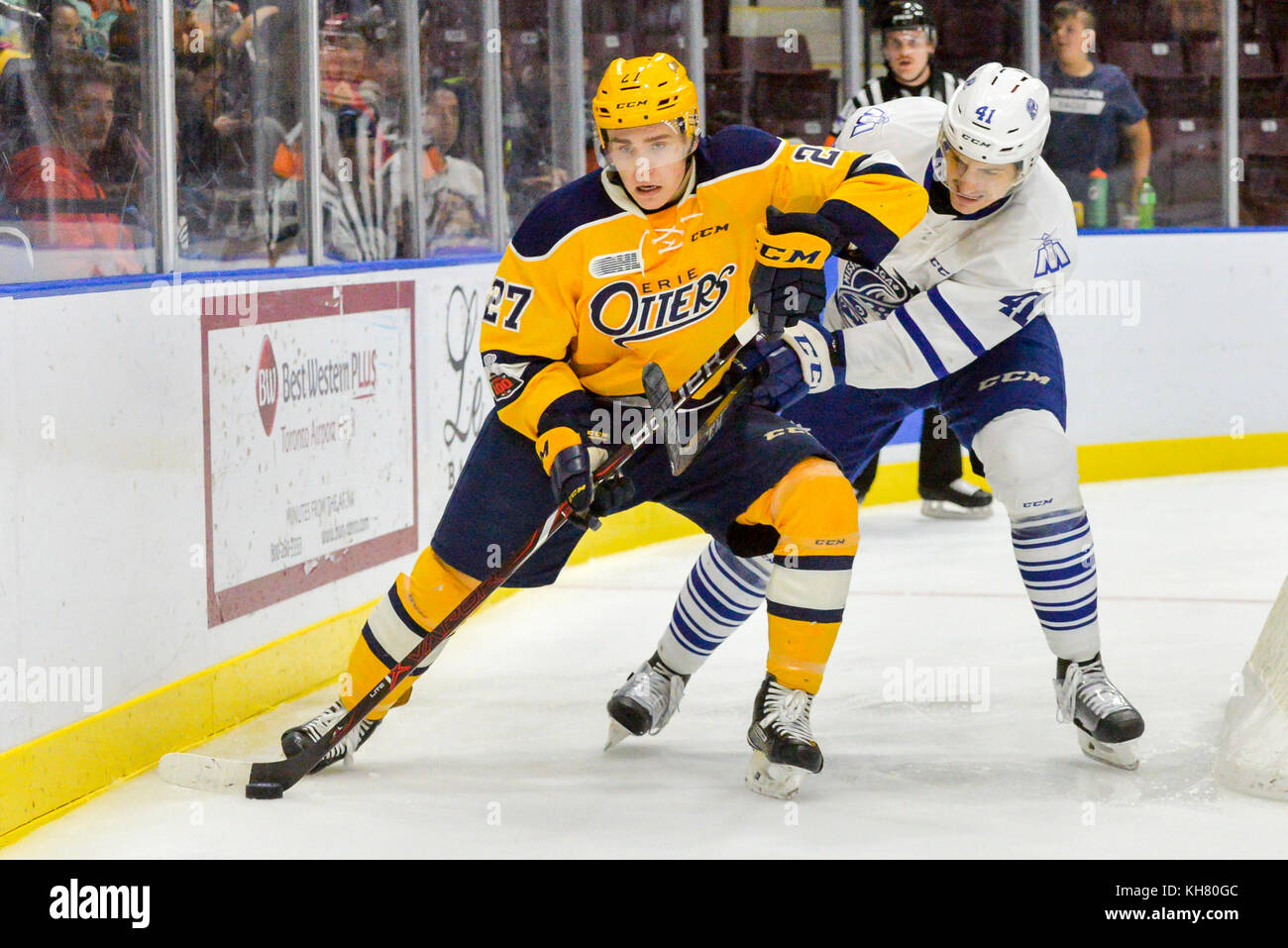Mississauga, Canada. 15th Nov, 2017. Players on the ice during the OHL 201718 Regular Season