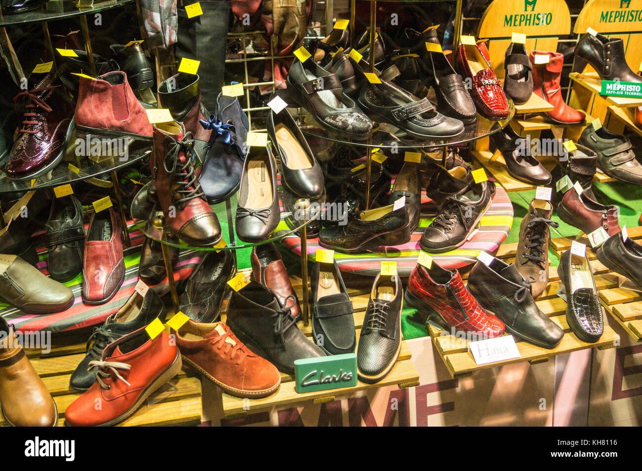 Display of Clarks and Mephisto brand shoes in a shop window, Toulouse,  Occitanie, France Stock Photo - Alamy