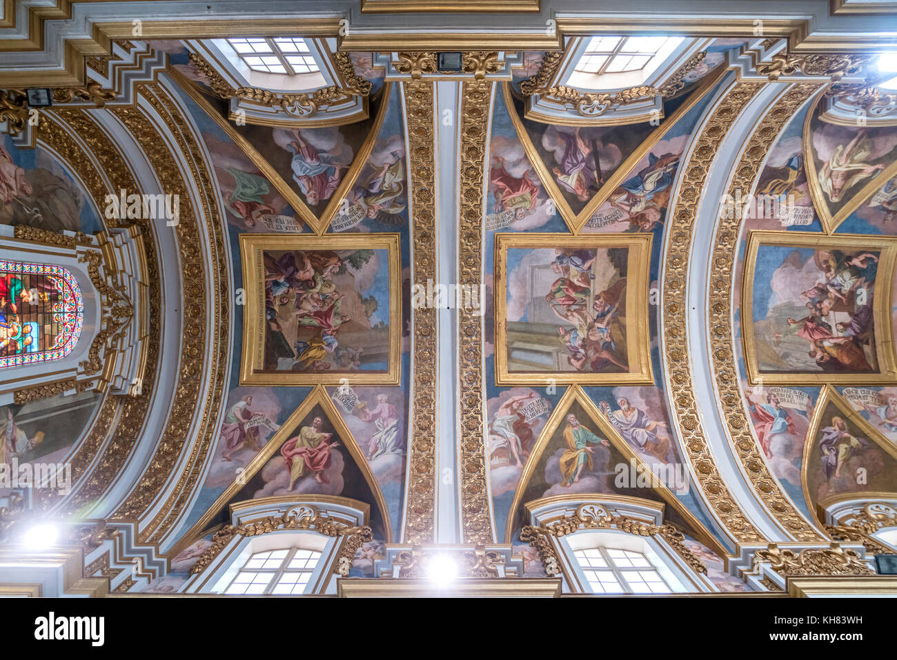 Malerei an der Kirchendecke der Kathedrale St. Paul, Mdina, Malta | ceiling painting, Cathedral of St. Paul, Mdina, Malta, Europe Stock Photo