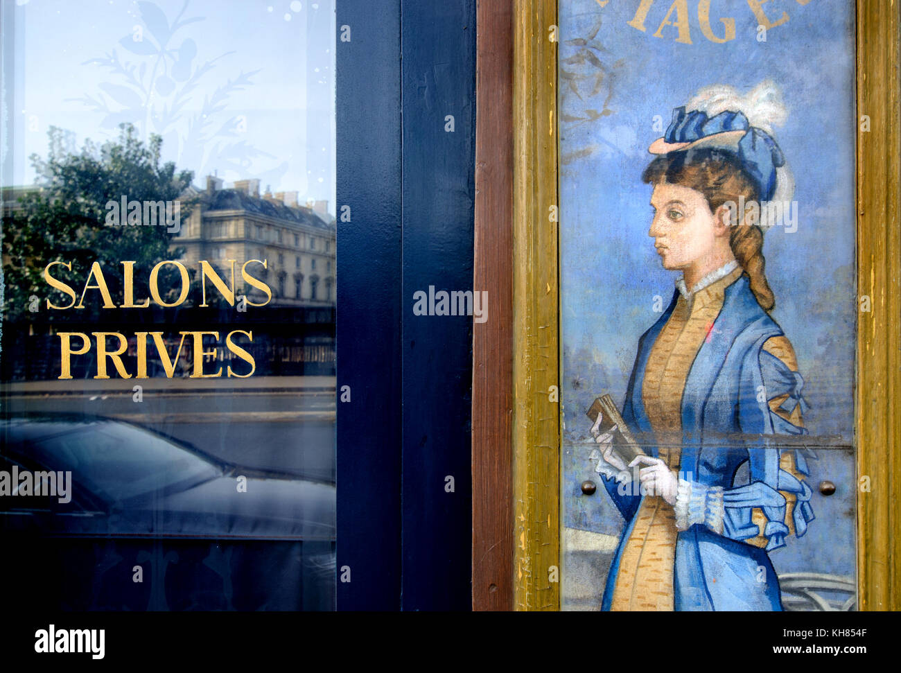 Paris, France. Restaurant Laperouse at 51 Quai des Grands Augustins, (6th Arr) - paintings on the facade Stock Photo