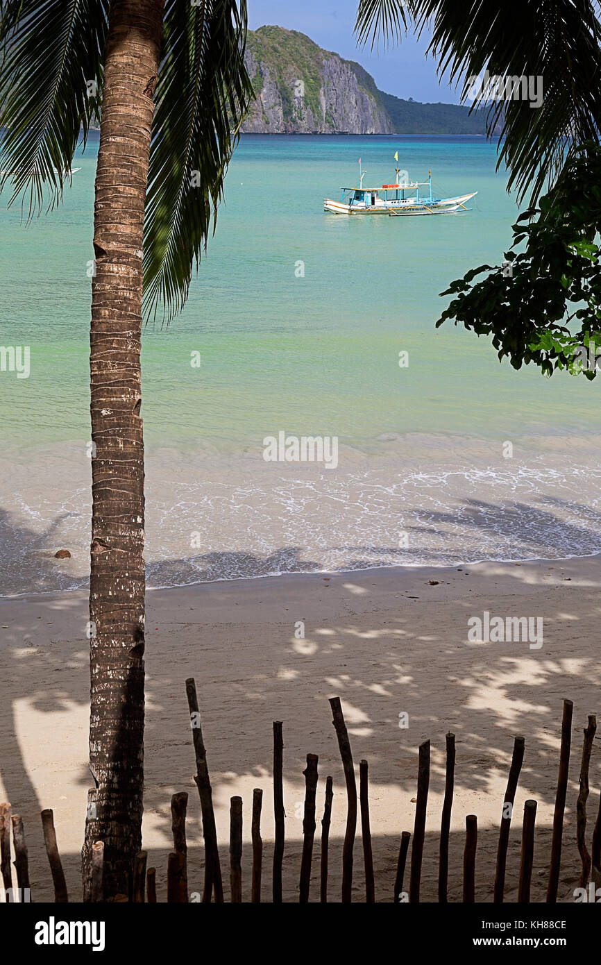 Sandy beach in El Nido and Bacuit Archipelago, Philippines Stock Photo