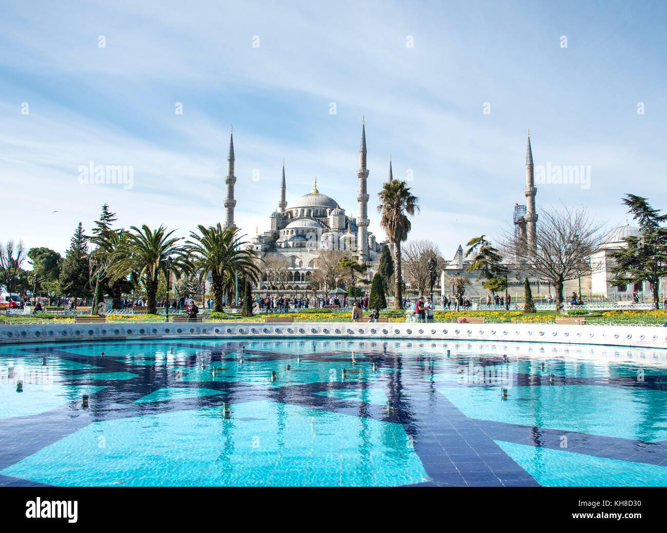 Blue Mosque, Sultan Ahmet Camii, Fountain in Sultan Ahmed Park, Sultanahmet, European part, Istanbul, Turkey Stock Photo