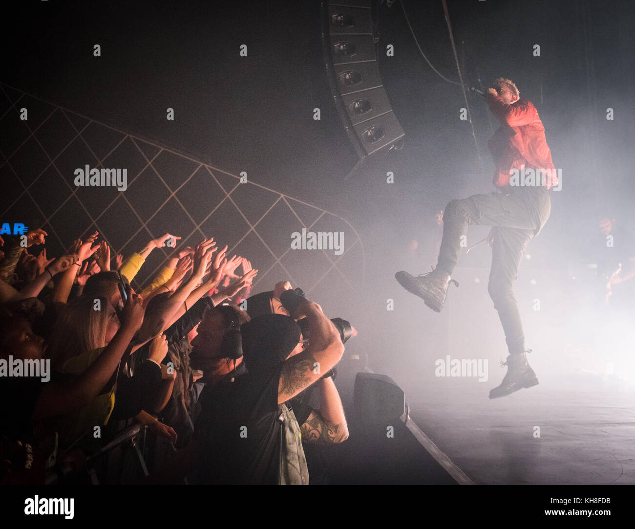 Concert machine gun kelly hi-res stock photography and images - Alamy