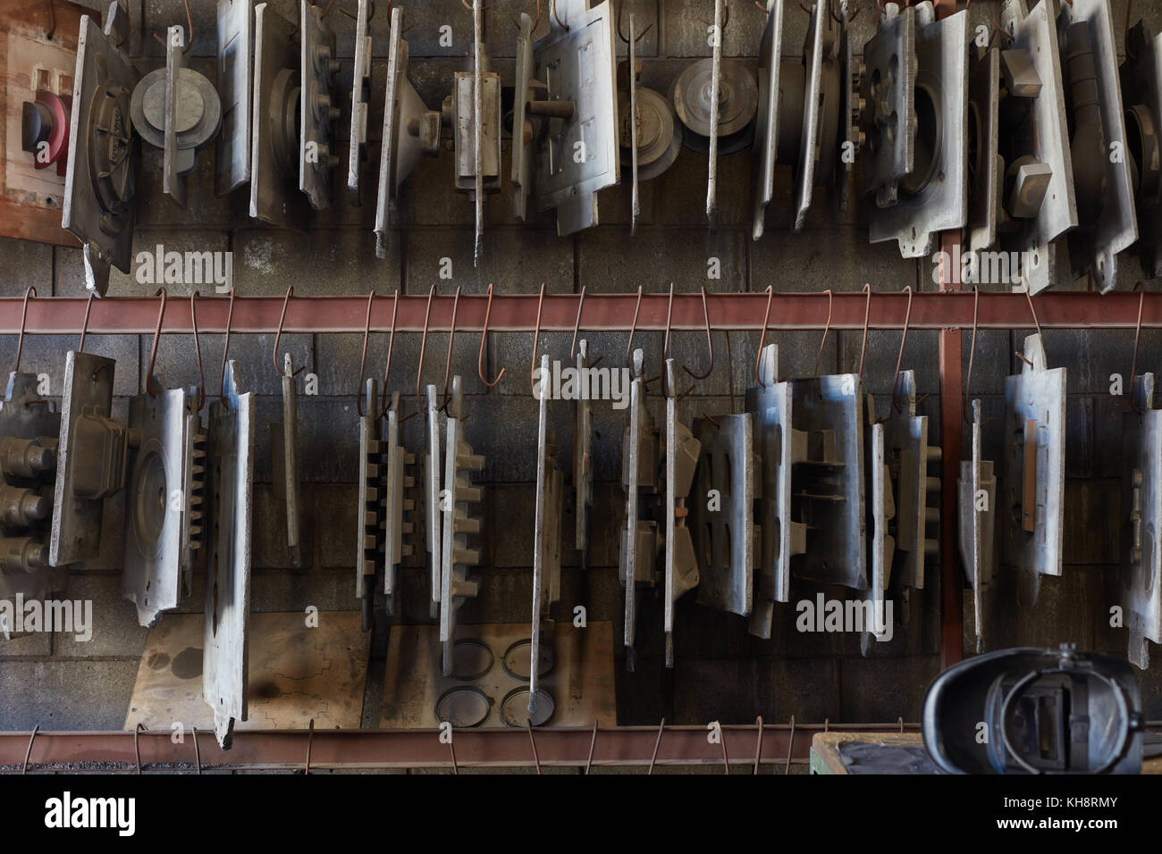 Components factory hi-res stock photography and images - Alamy