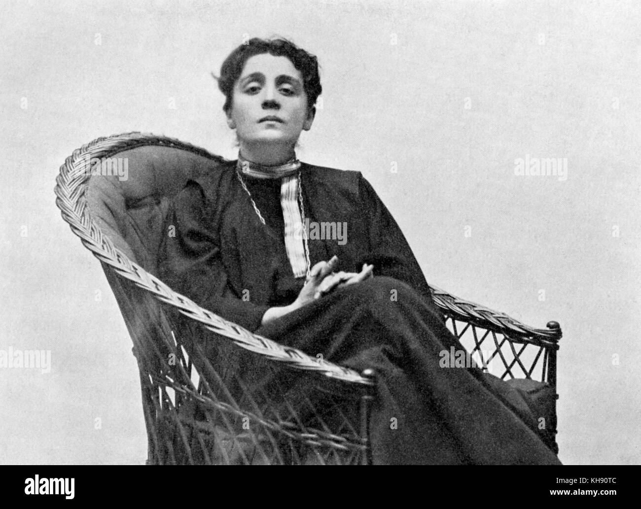 Eleonora Duse - portrait. Italian actress, 1858–1924 Stock Photo - Alamy