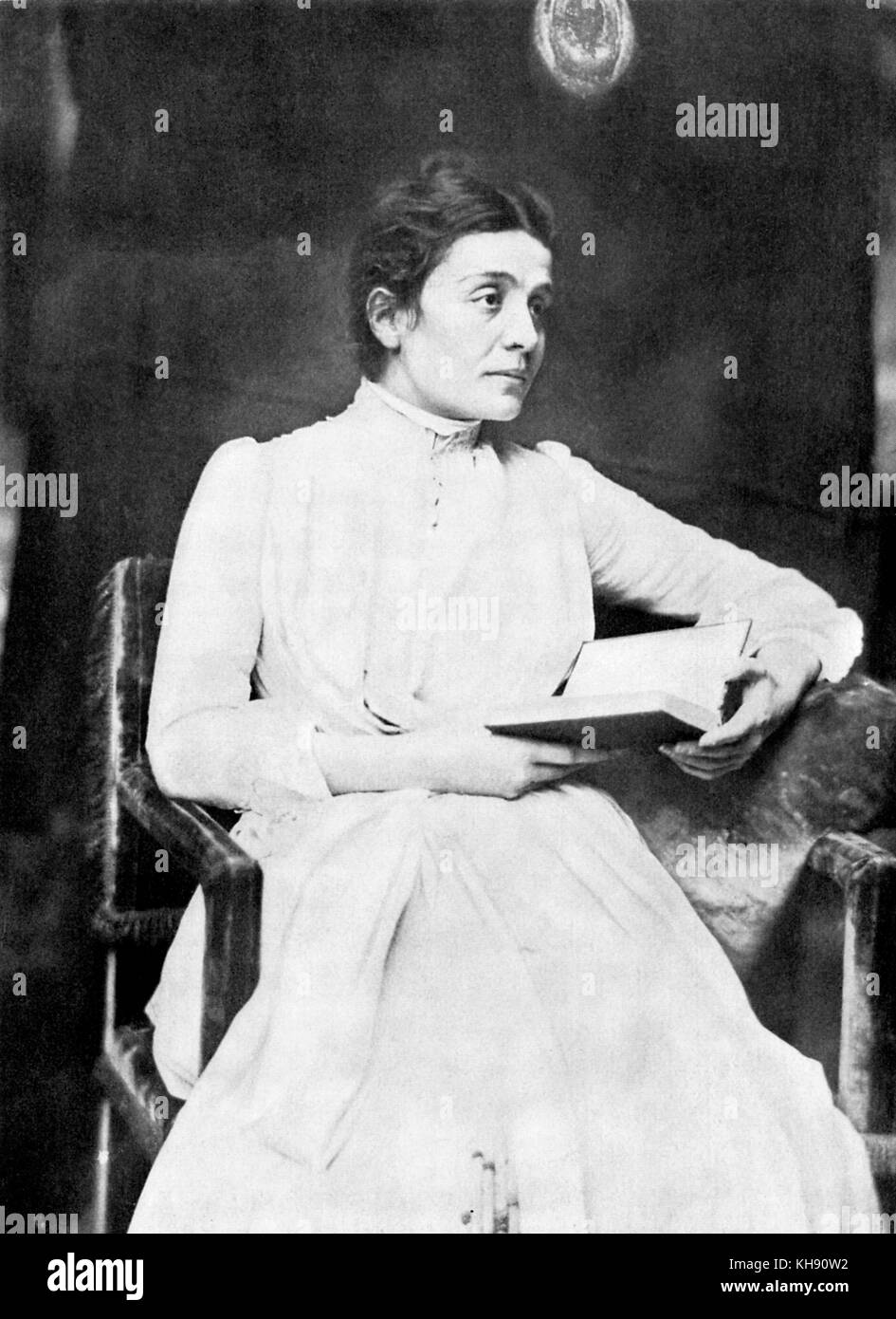 Eleonora Duse - portrait with book. Italian actress, 1858–1924 Stock ...