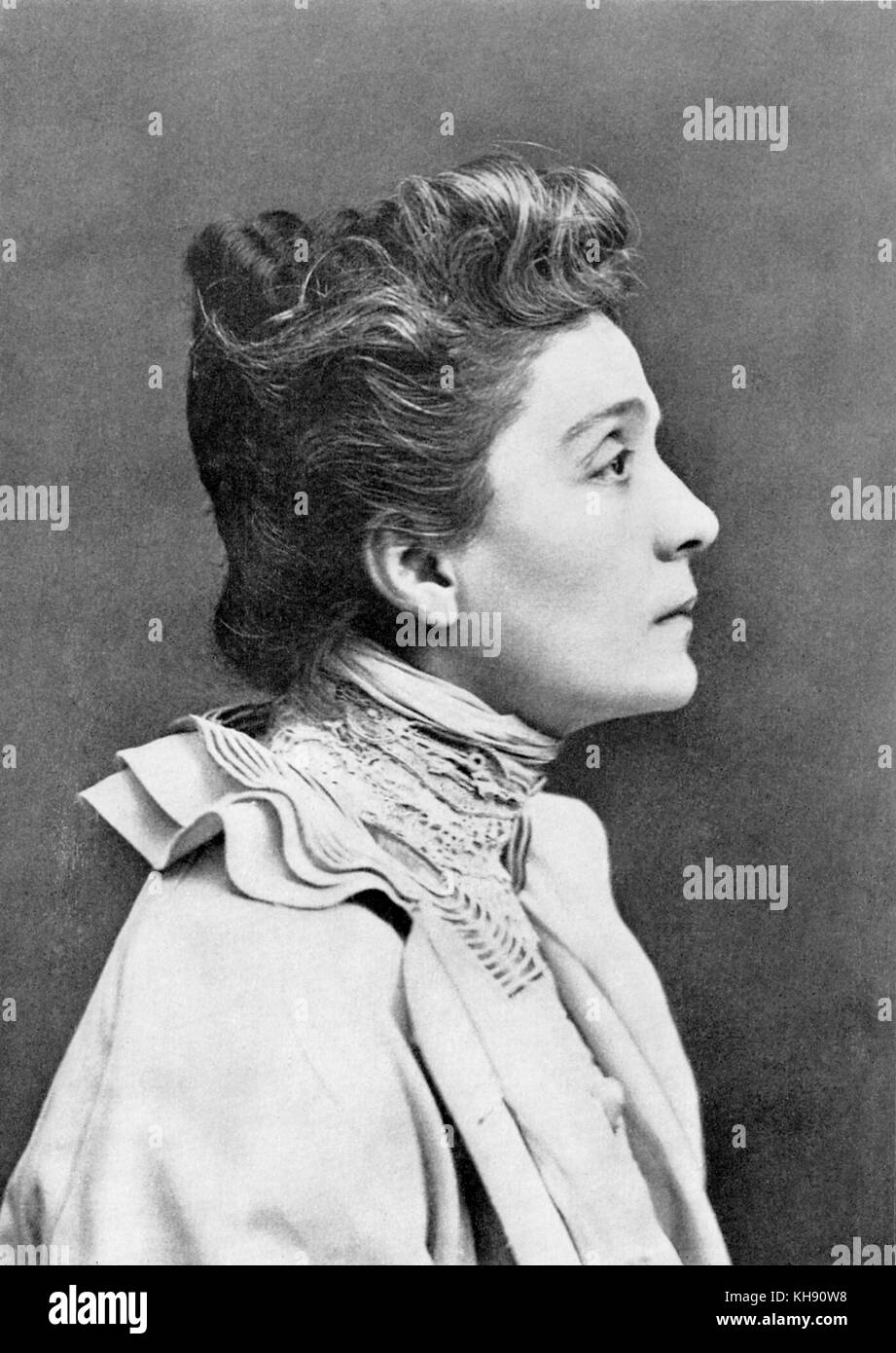 Eleonora Duse - portrait. Italian actress, 1858–1924 Stock Photo - Alamy