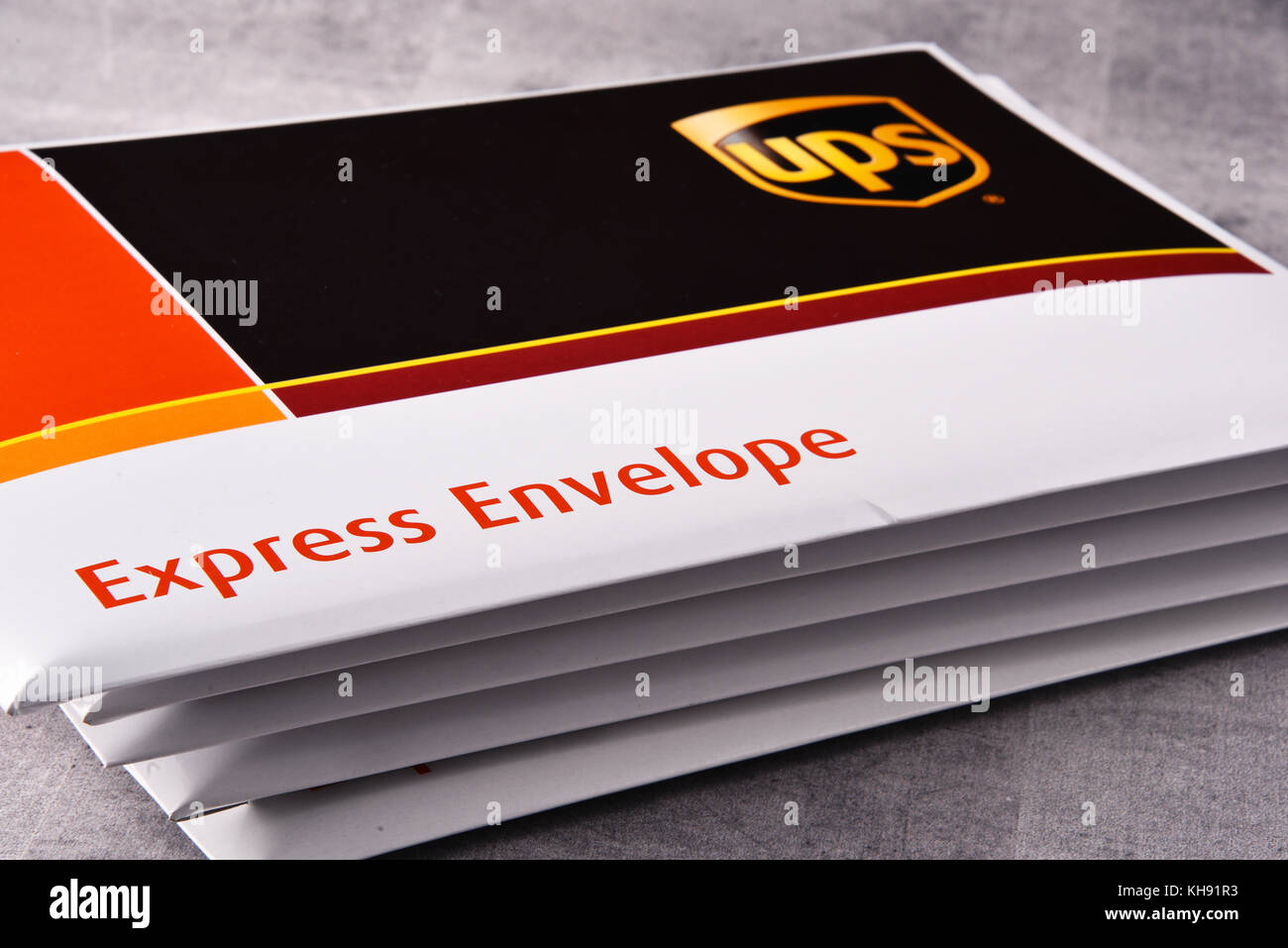 Ups Courier Stock Photos Ups Courier Stock Images Page 3 Alamy