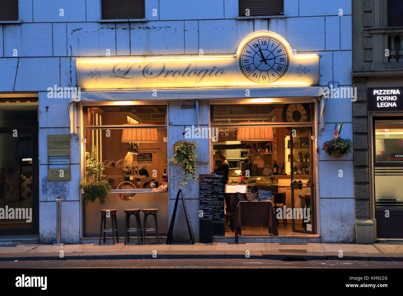 the clock restaurant
